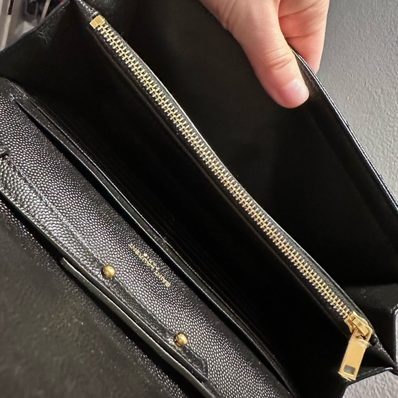 YSL black chevron Cassandra quilted grained calfskin small envelope bag - Picture 5 of 16